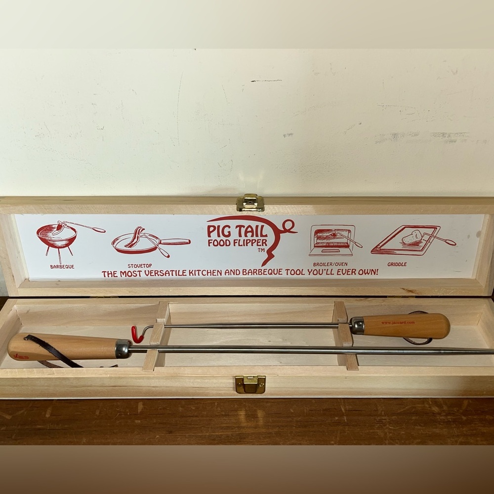 NIB Pig Tail Food Flipper